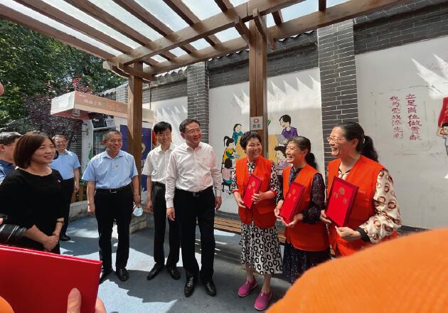 山東省直機(jī)關(guān)工委深入省住建廳調(diào)研黨建業(yè)務(wù)深度融合以及黨建品牌建設(shè)等工作。