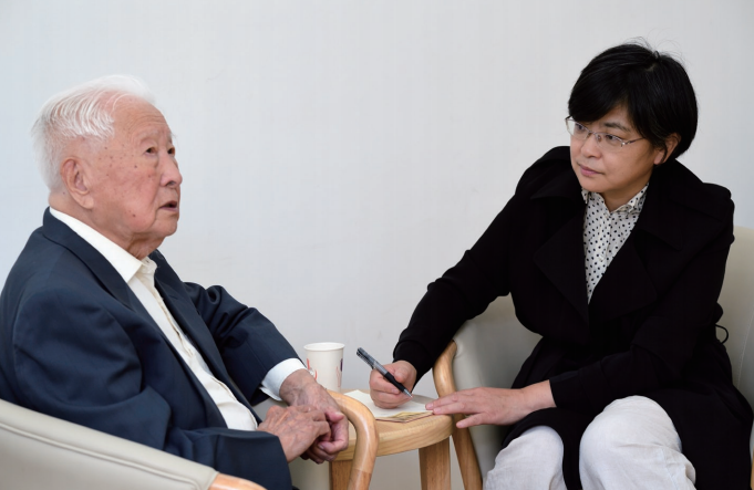 2020年9月30日，楊雪梅采訪陶瓷大家耿寶昌先生。