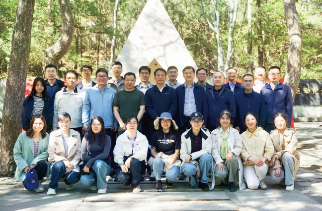 2024年4月23日，工業和信息化部規劃司黨支部赴“一二·九”運動紀念地開展主題黨日。